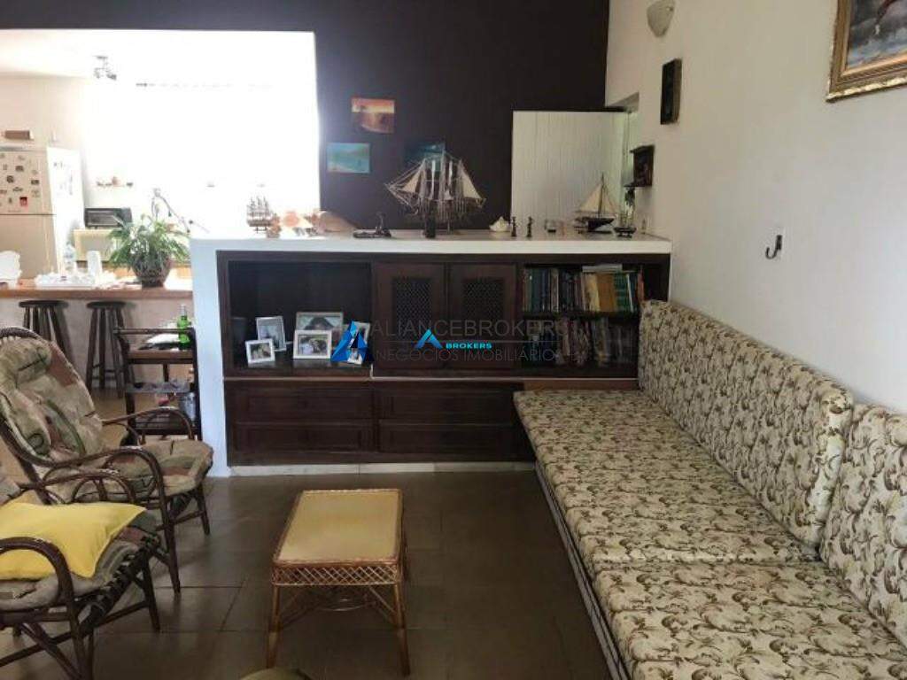 Casa à venda com 3 quartos, 281m² - Foto 3