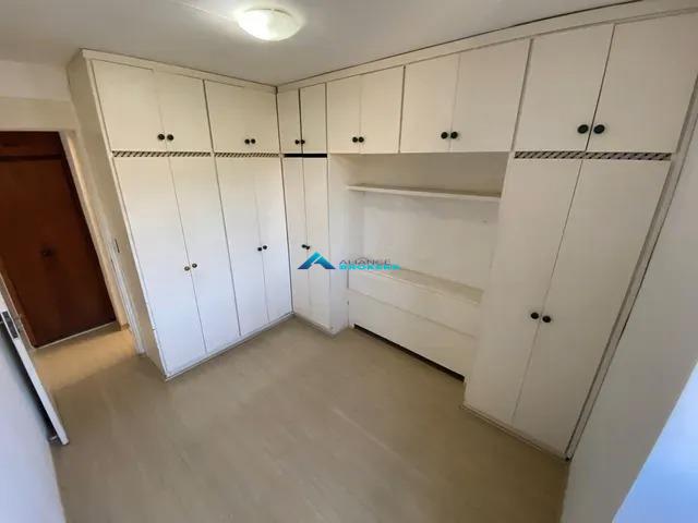 Apartamento à venda com 2 quartos, 58m² - Foto 2