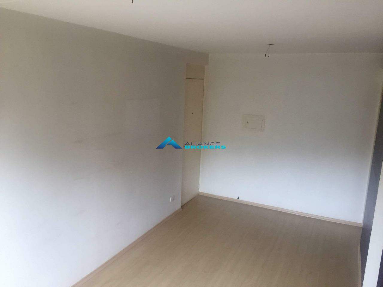 Apartamento à venda com 2 quartos, 58m² - Foto 10