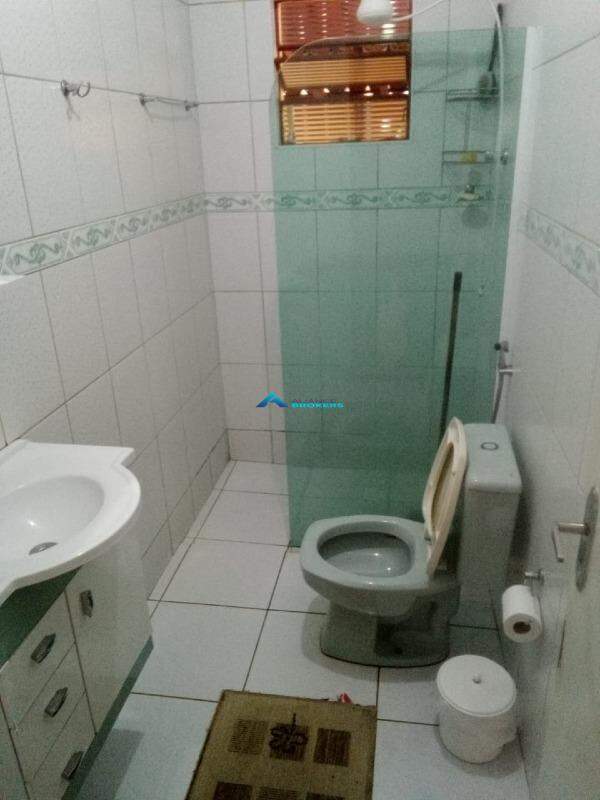 Casa à venda com 3 quartos, 190m² - Foto 10