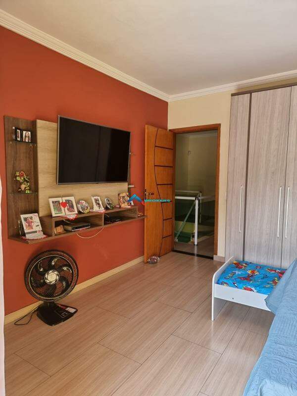 Casa à venda com 3 quartos, 190m² - Foto 15