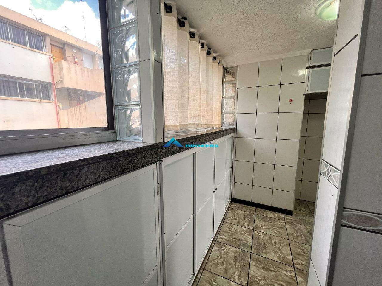 Apartamento à venda com 3 quartos, 64m² - Foto 11