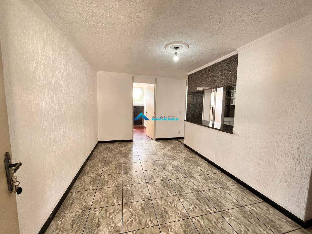 Apartamento à venda com 3 quartos, 64m² - Foto 2