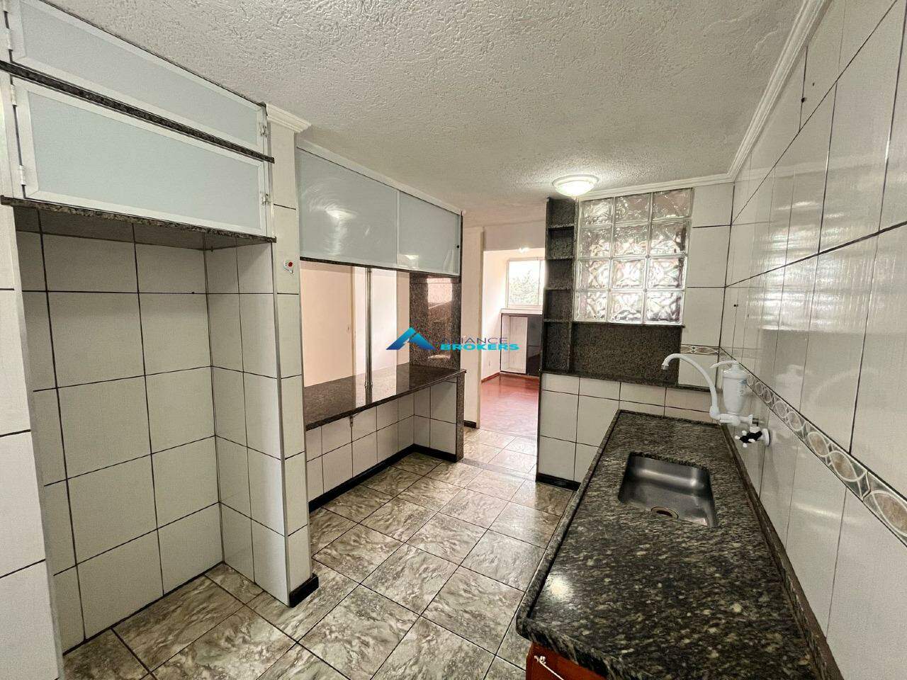 Apartamento à venda com 3 quartos, 64m² - Foto 8