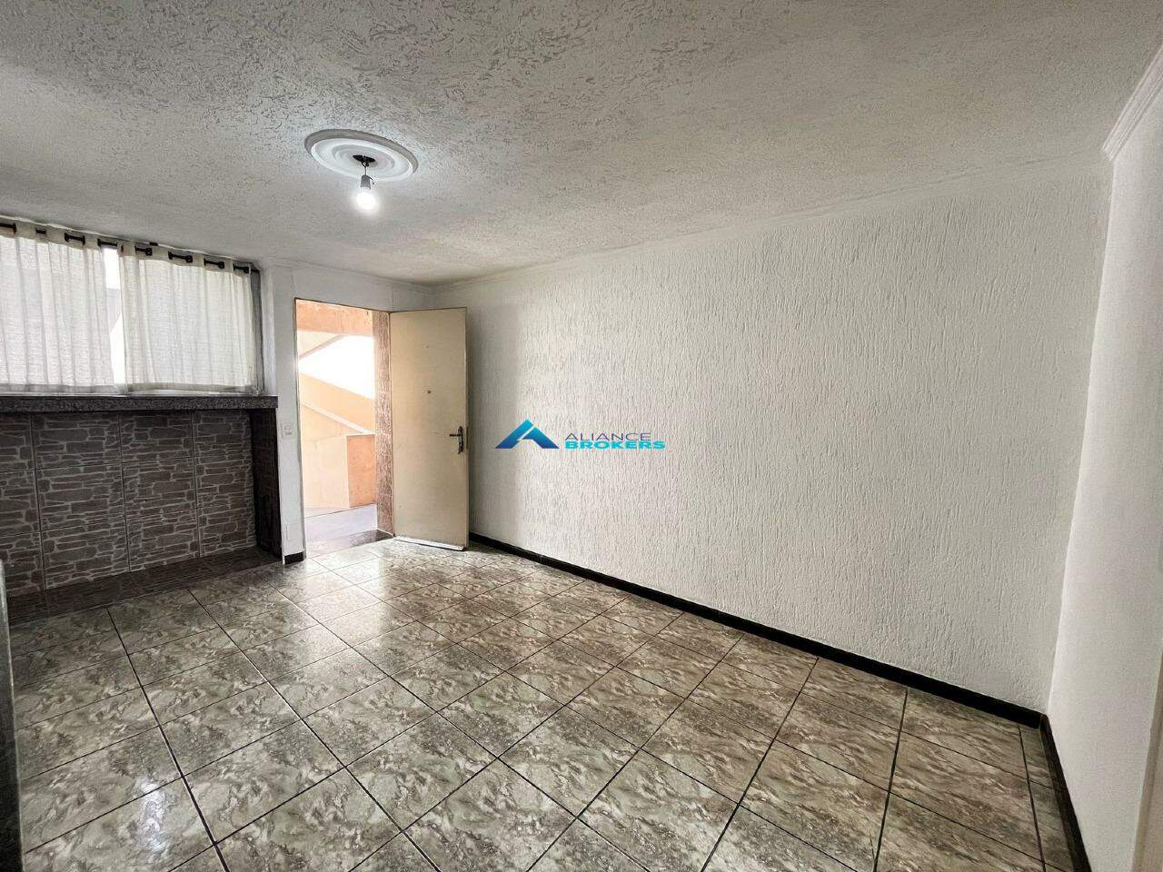 Apartamento à venda com 3 quartos, 64m² - Foto 4