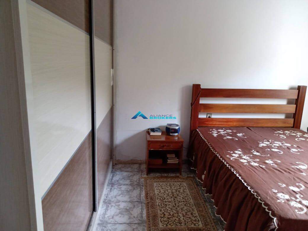 Casa à venda com 3 quartos, 200m² - Foto 11