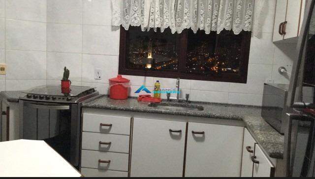 Apartamento para alugar com 3 quartos, 117m² - Foto 16