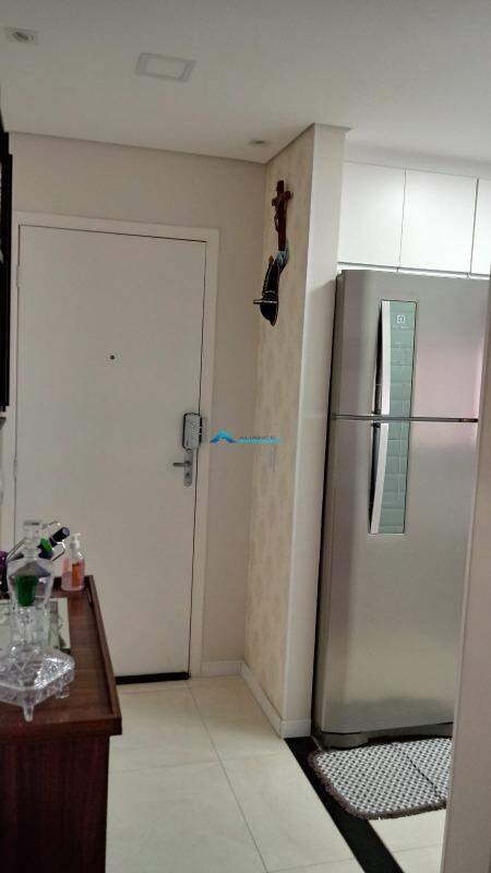 Apartamento à venda com 2 quartos, 48m² - Foto 17