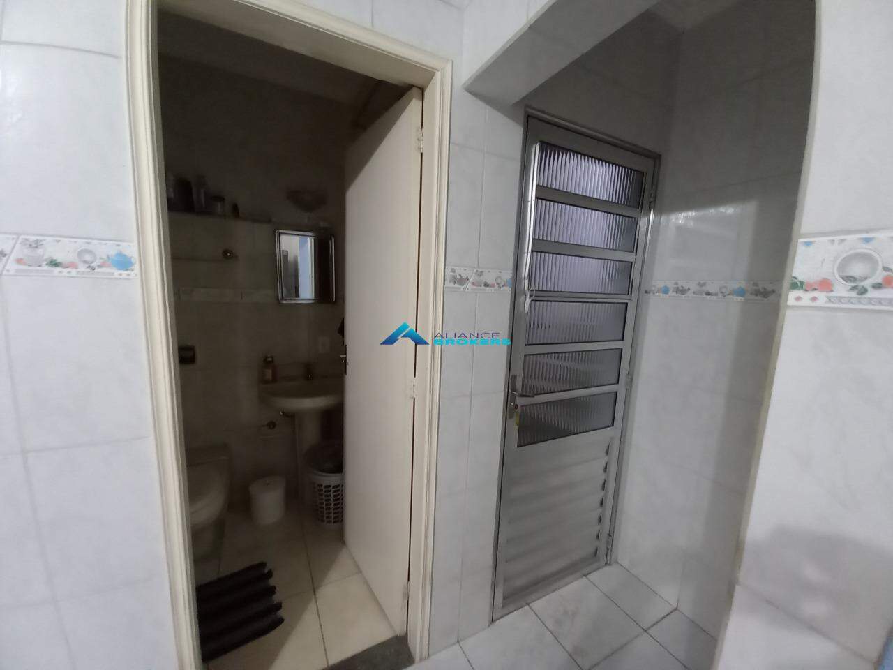 Casa à venda com 3 quartos, 91m² - Foto 18