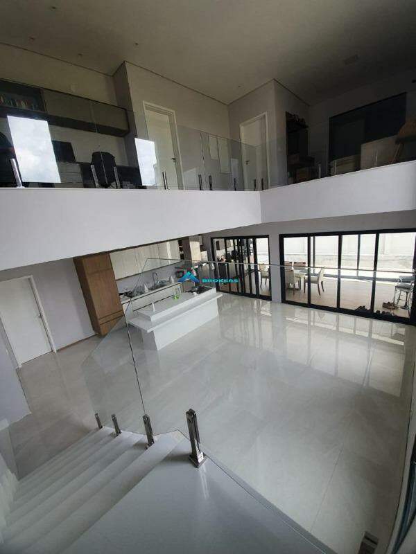 Casa à venda com 4 quartos, 297m² - Foto 5