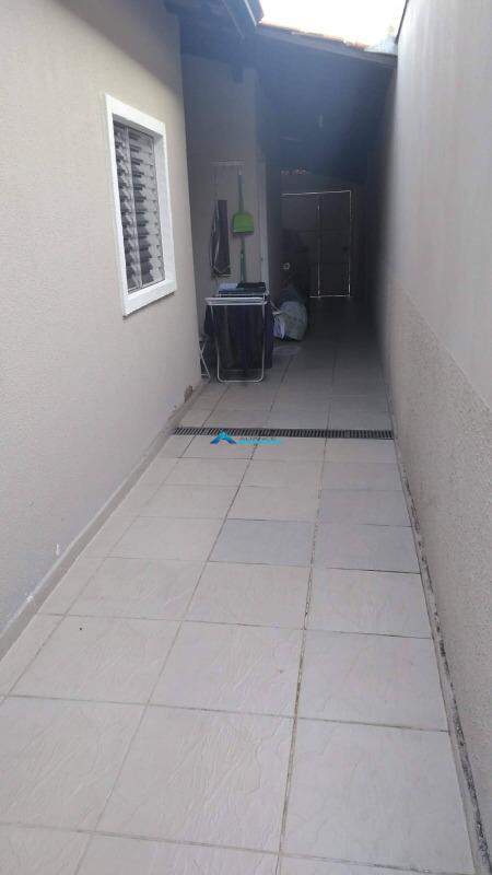 Casa à venda com 2 quartos, 110m² - Foto 16