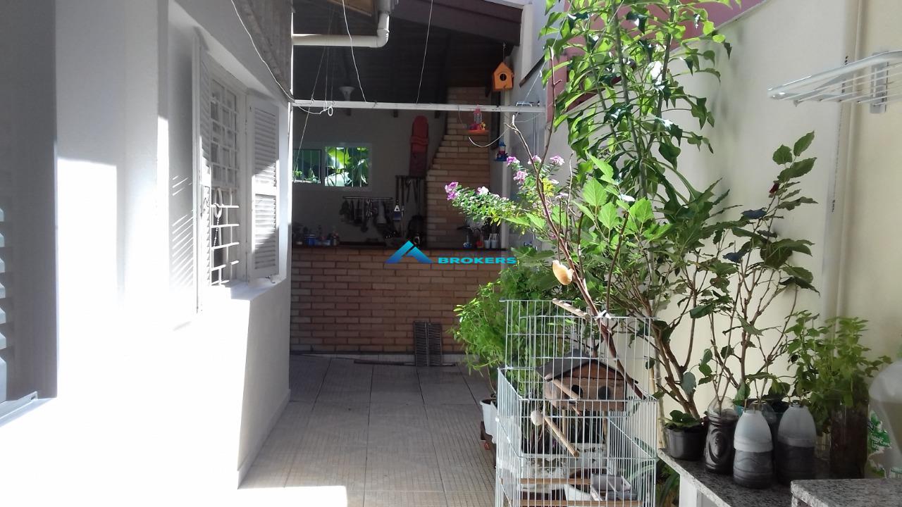 Casa, 3 quartos, 209 m² - Foto 2