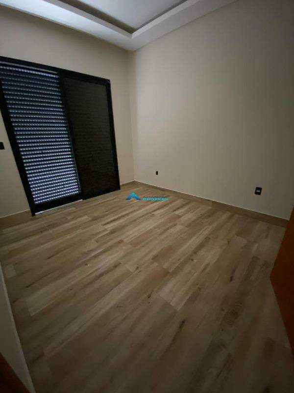 Casa à venda com 3 quartos, 149m² - Foto 10