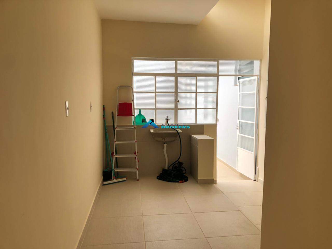 Casa à venda com 3 quartos, 157m² - Foto 25