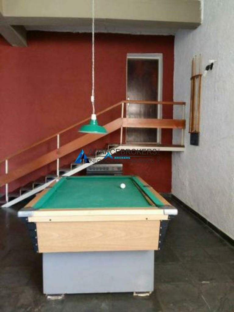 Casa à venda com 3 quartos, 278m² - Foto 9
