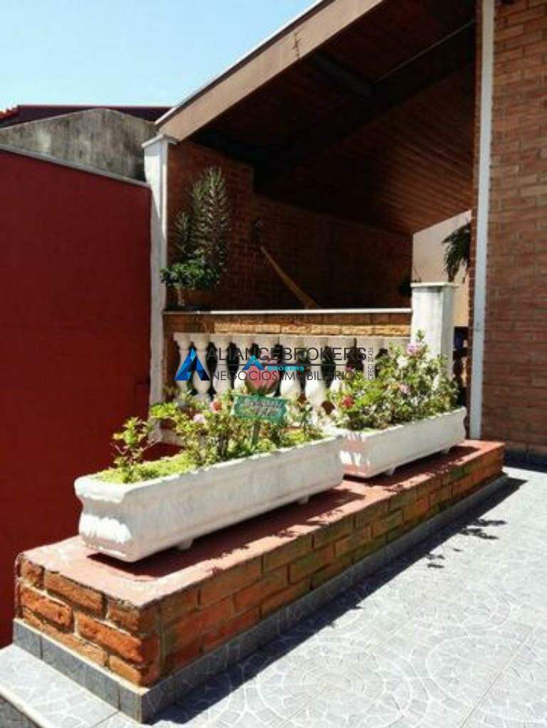 Casa à venda com 3 quartos, 278m² - Foto 13