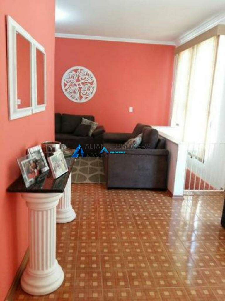 Casa à venda com 3 quartos, 278m² - Foto 15