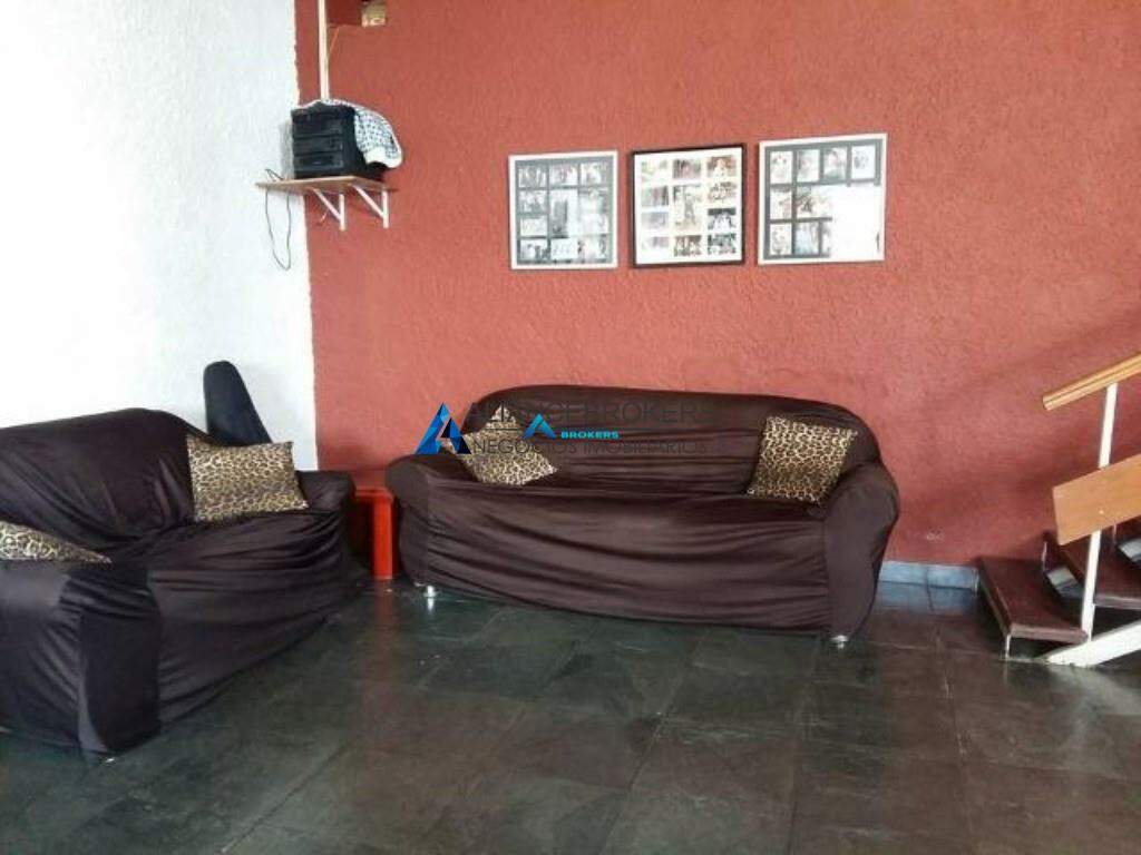 Casa à venda com 3 quartos, 278m² - Foto 16