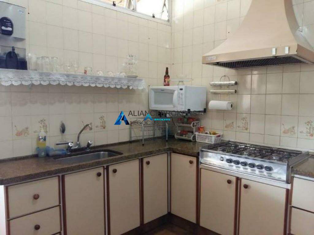 Casa à venda com 3 quartos, 278m² - Foto 17