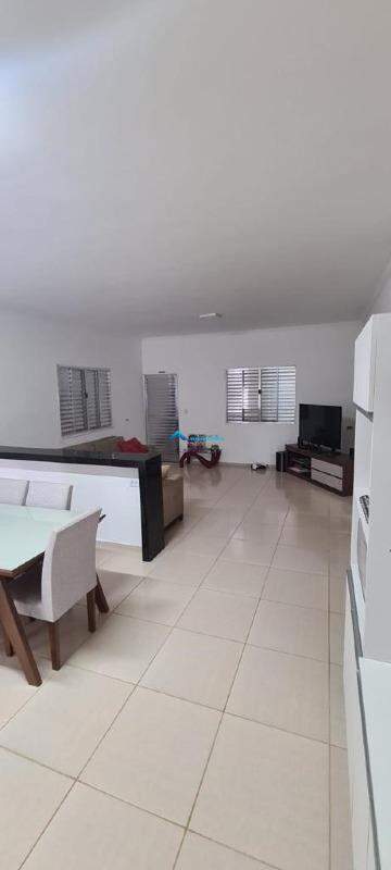 Casa à venda com 4 quartos, 300m² - Foto 8