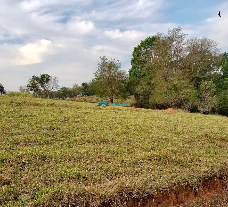 Terreno à venda, 8200m² - Foto 1