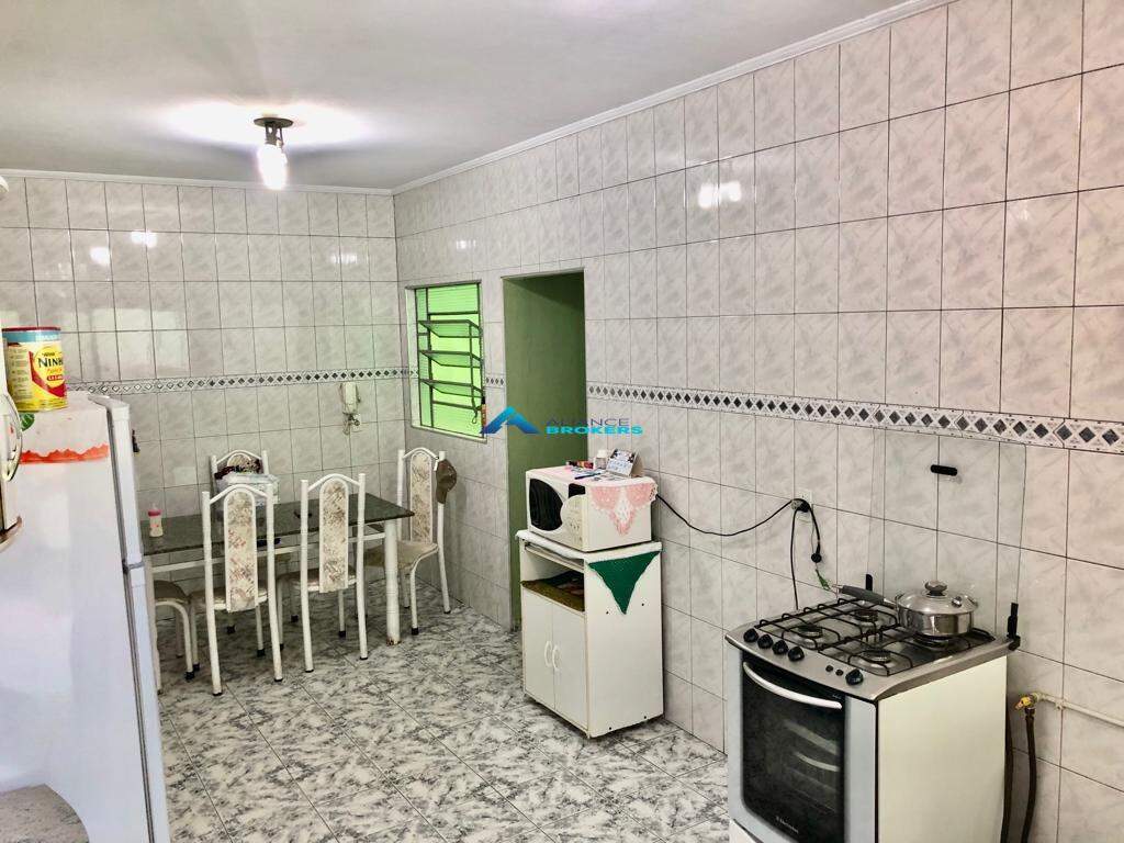 Casa à venda com 3 quartos, 218m² - Foto 10