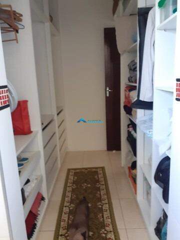 Casa à venda com 3 quartos, 300m² - Foto 16