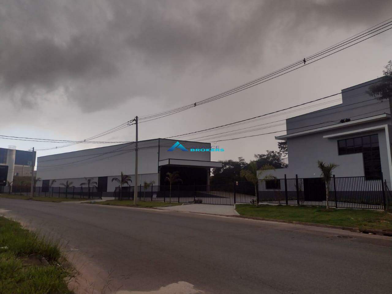 Depósito-Galpão-Armazém à venda, 1000m² - Foto 1