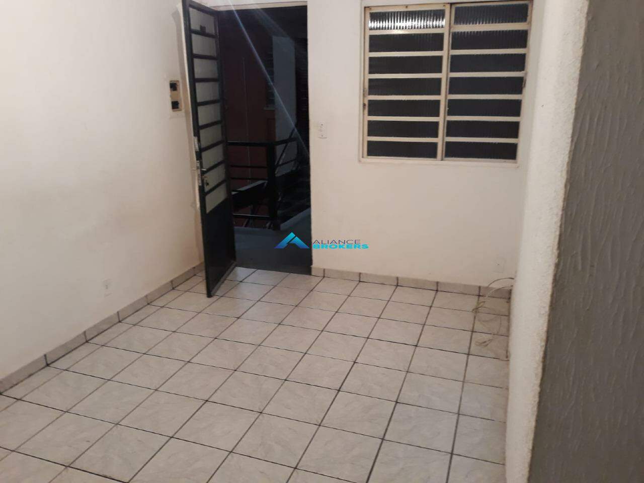 Apartamento à venda com 2 quartos, 50m² - Foto 1