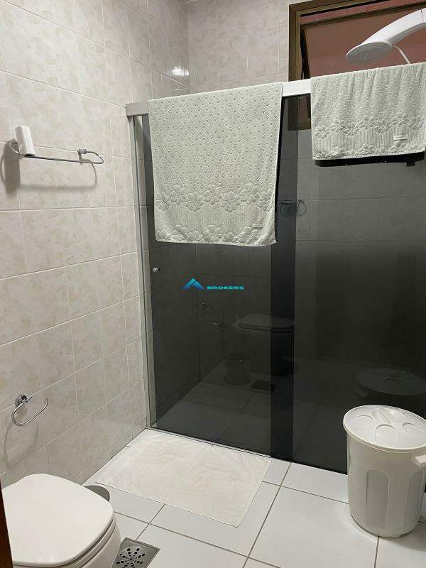 Apartamento à venda com 3 quartos, 150m² - Foto 17