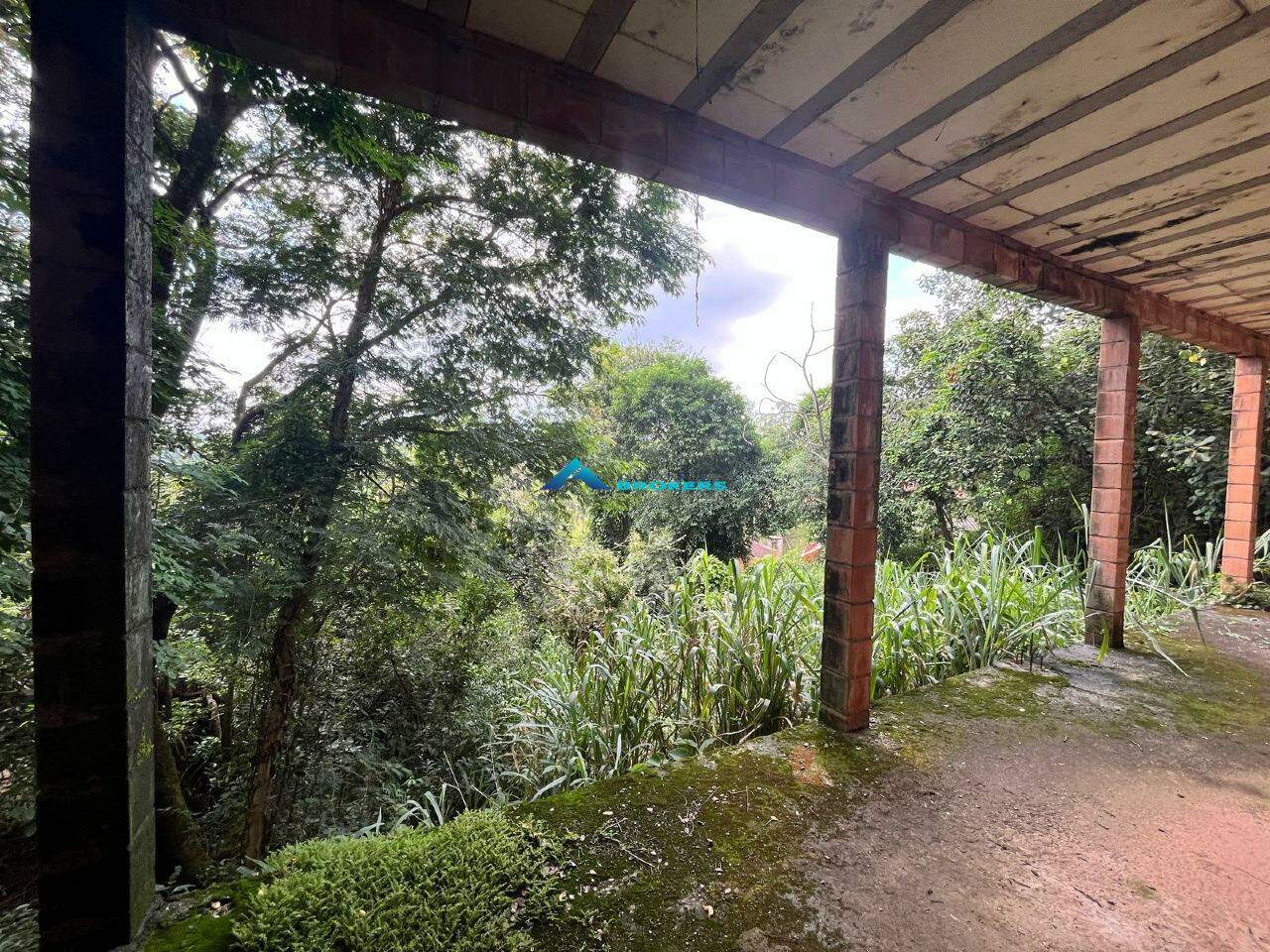 Chácara à venda com 3 quartos, 180m² - Foto 8