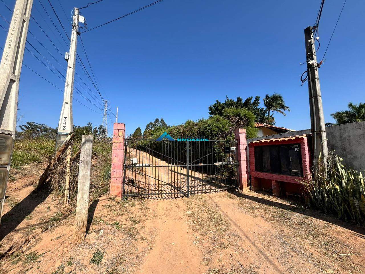 Fazenda à venda com 3 quartos, 180m² - Foto 26