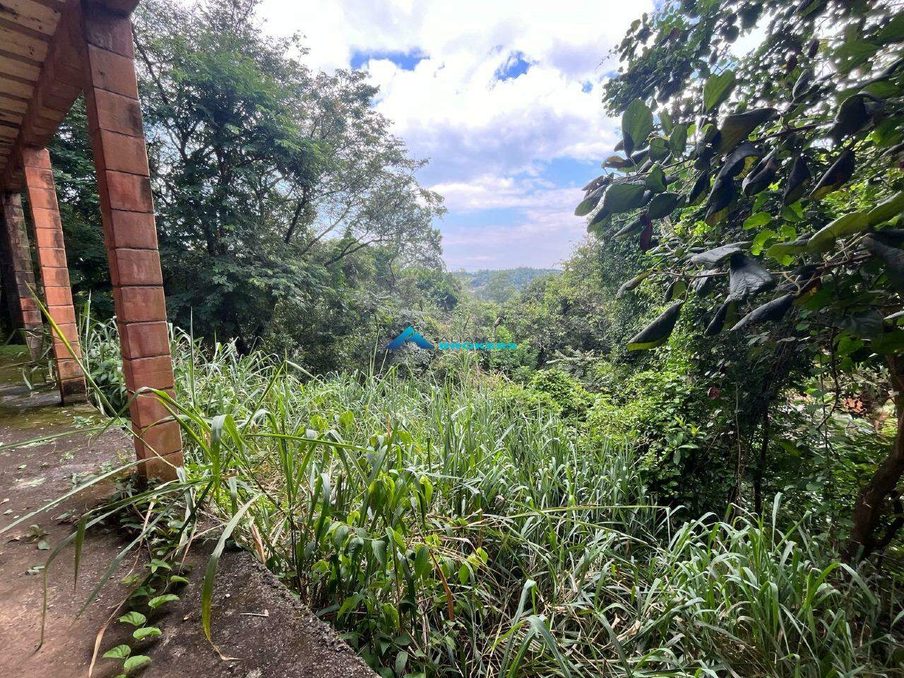 Chácara à venda com 3 quartos, 180m² - Foto 20