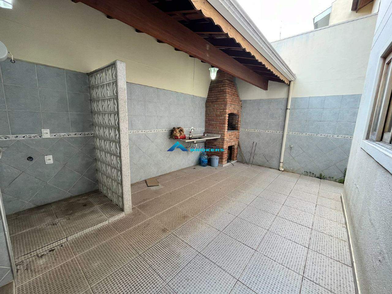 Casa para alugar com 3 quartos, 148m² - Foto 28