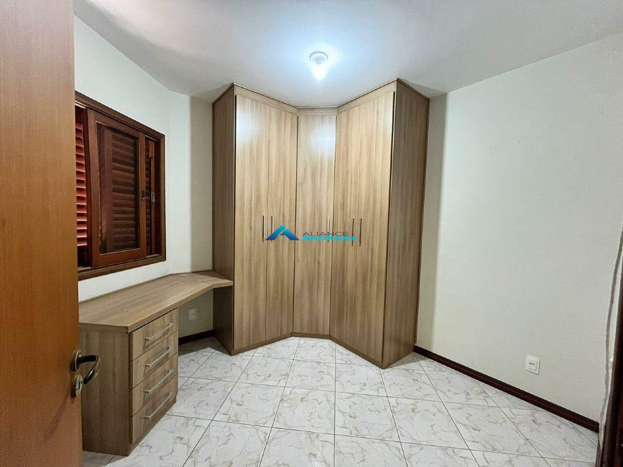 Casa para alugar com 3 quartos, 148m² - Foto 13