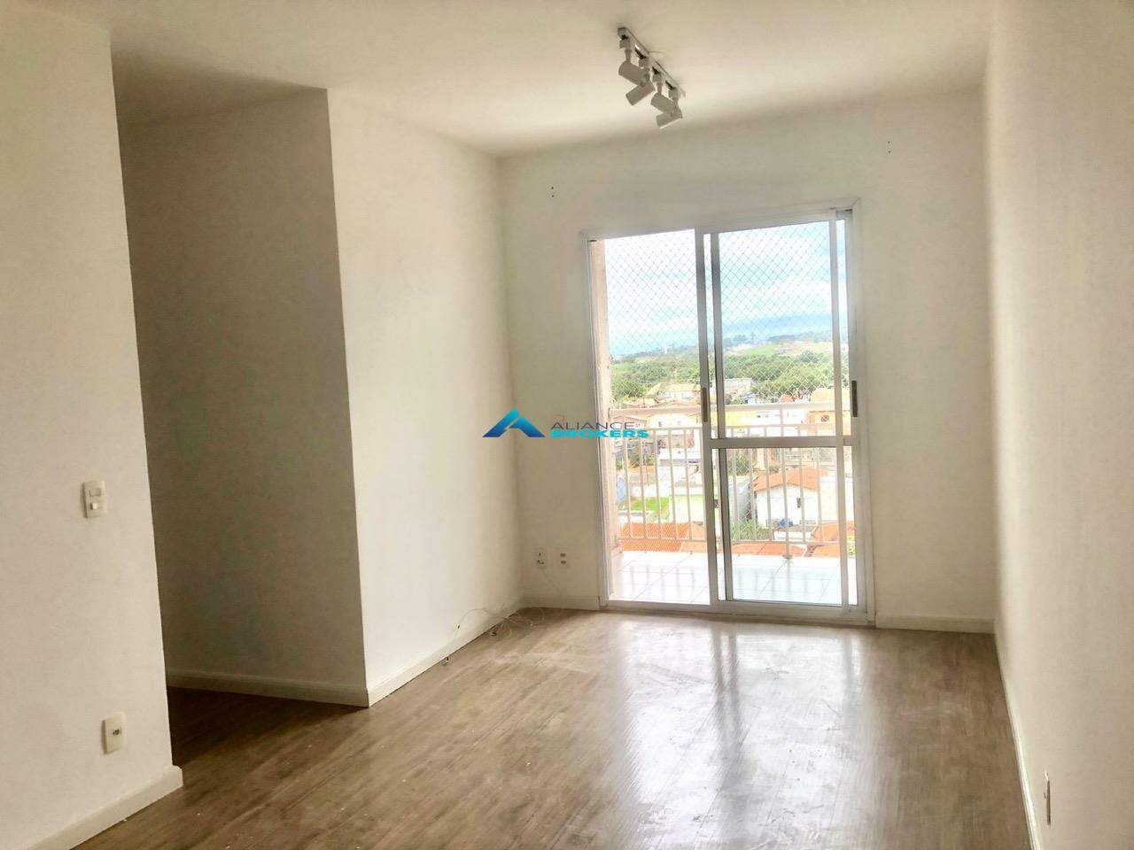 Apartamento à venda com 3 quartos, 66m² - Foto 3