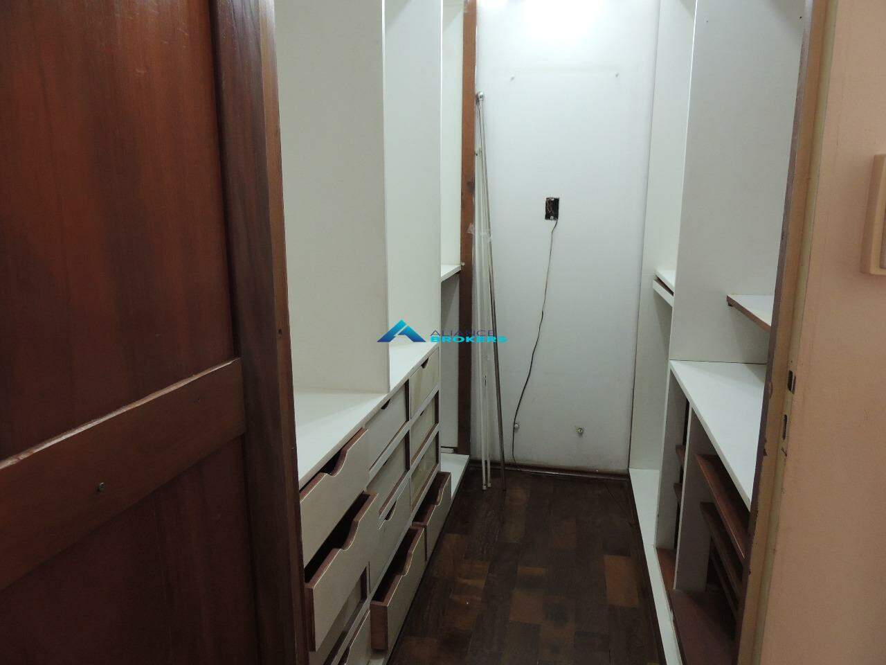 Apartamento à venda com 3 quartos, 139m² - Foto 20