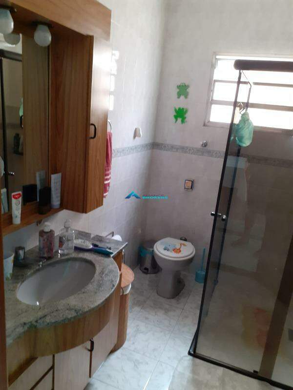 Casa à venda com 3 quartos, 160m² - Foto 16