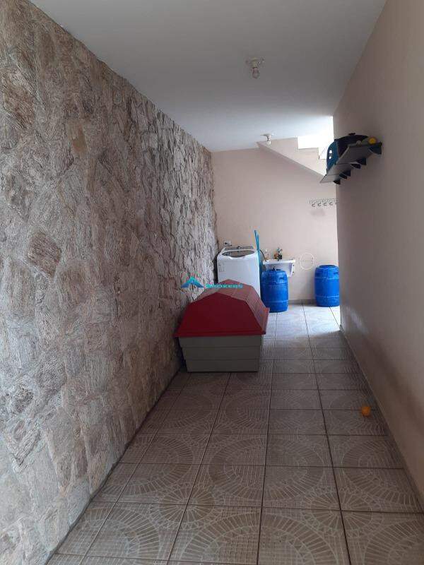 Casa à venda com 3 quartos, 160m² - Foto 5