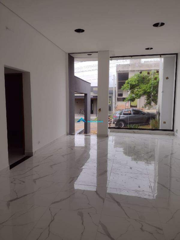 Casa à venda com 3 quartos, 168m² - Foto 18