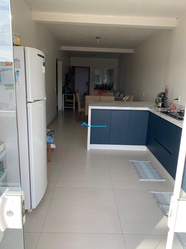 Casa à venda com 3 quartos, 163m² - Foto 4