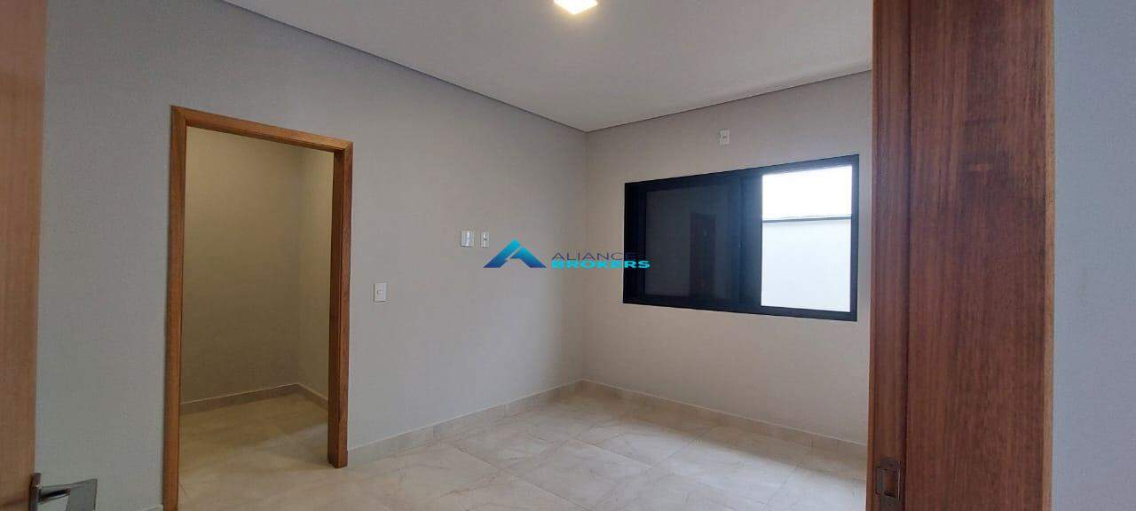 Casa à venda com 4 quartos, 160m² - Foto 16