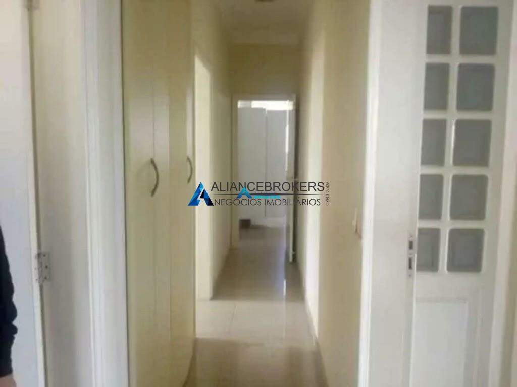 Apartamento à venda com 3 quartos, 230m² - Foto 4