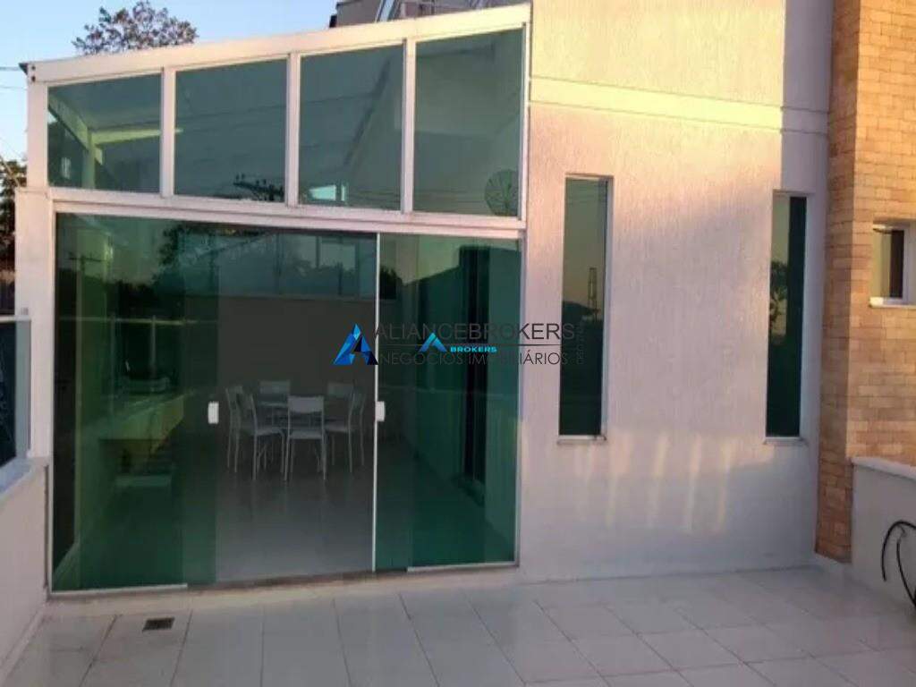 Casa à venda com 3 quartos, 220m² - Foto 7