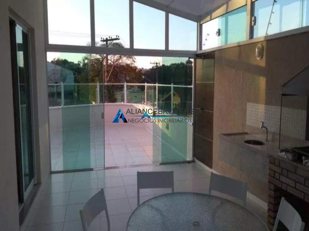 Casa à venda com 3 quartos, 220m² - Foto 9