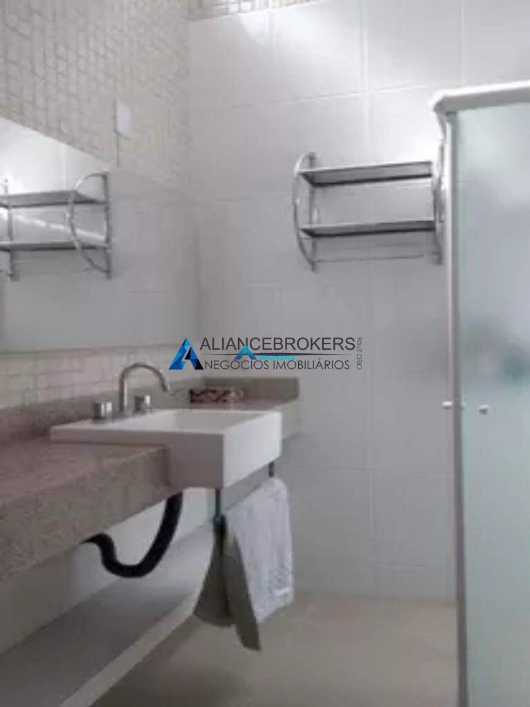 Casa à venda com 3 quartos, 220m² - Foto 16