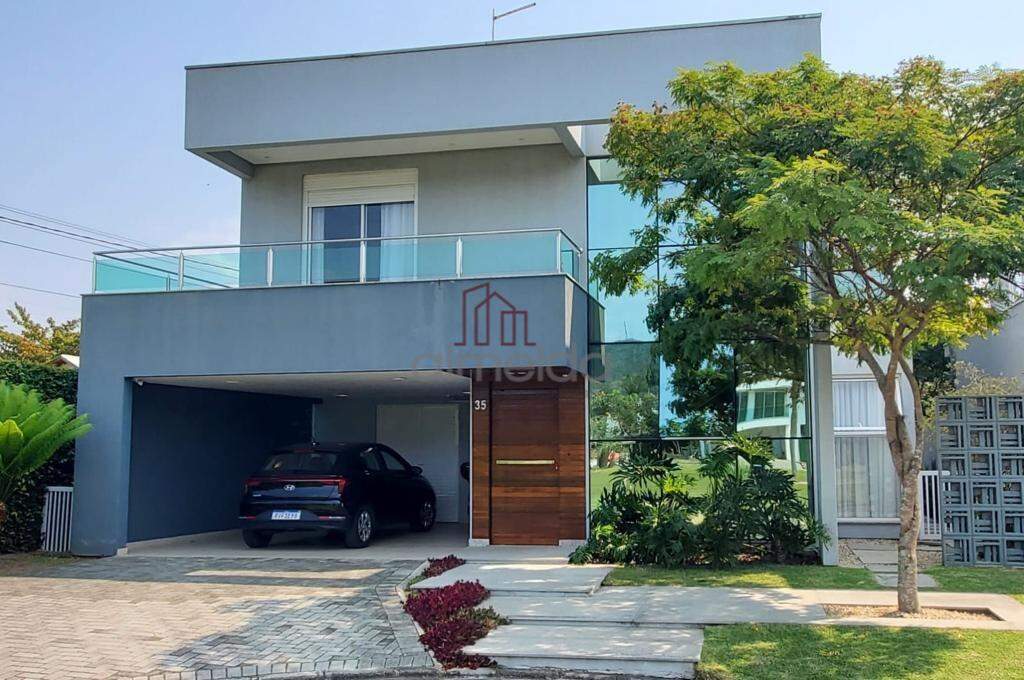 Casa de 3 quartos, 280m² no bairro Barra, em Balneário Camboriú | Eu Corretor