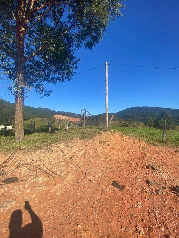 Lote/Terreno de no bairro GALERA, em Canelinha | Eu Corretor