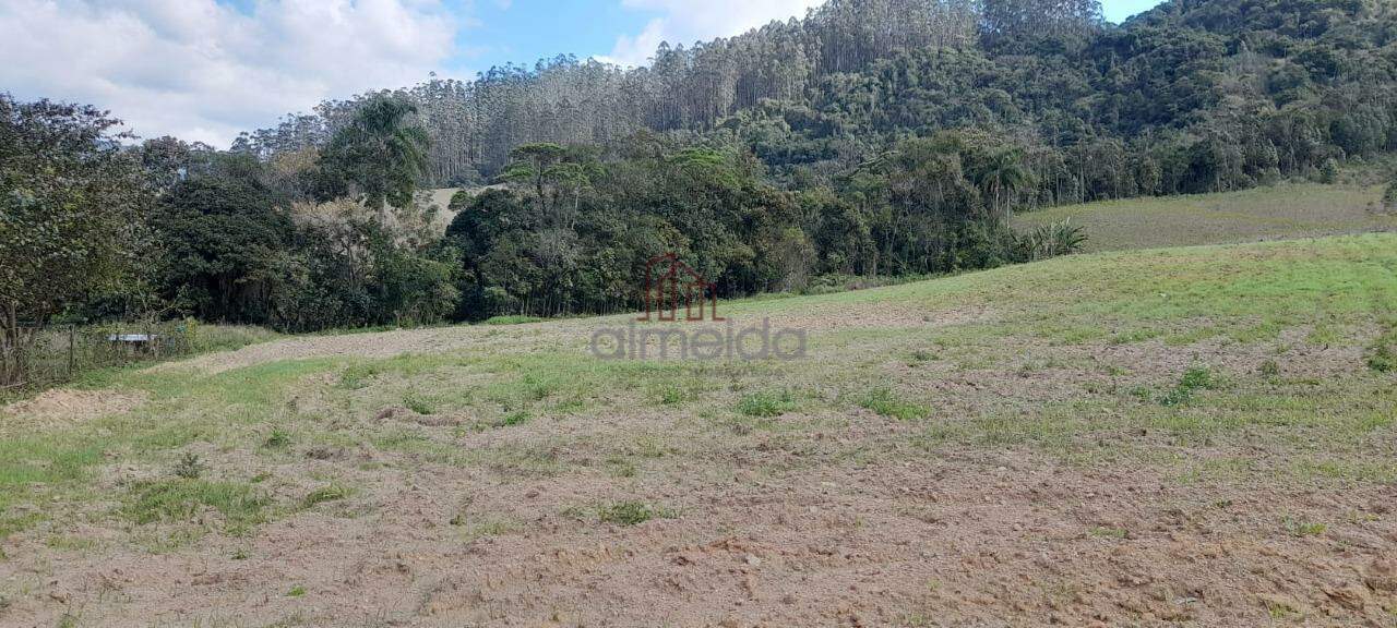 Lote/Terreno de no bairro ARATACA, em São João Batista | Eu Corretor