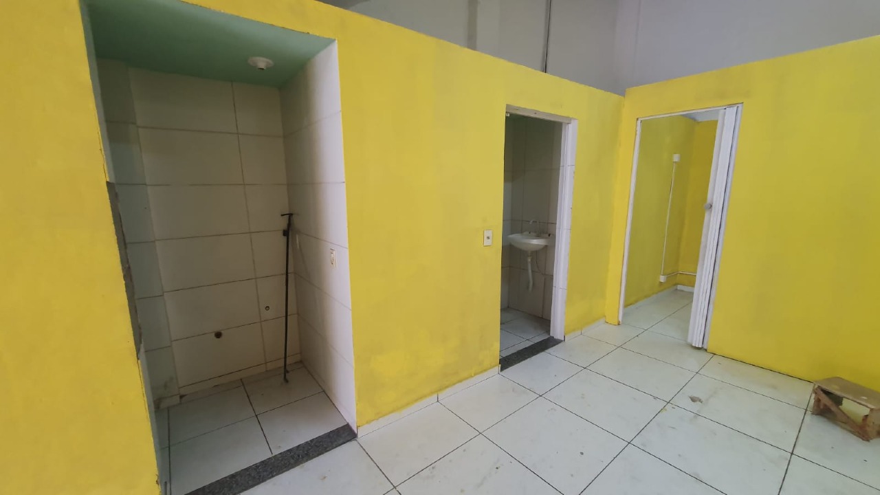 Loja para aluguel no Cabuçu: 